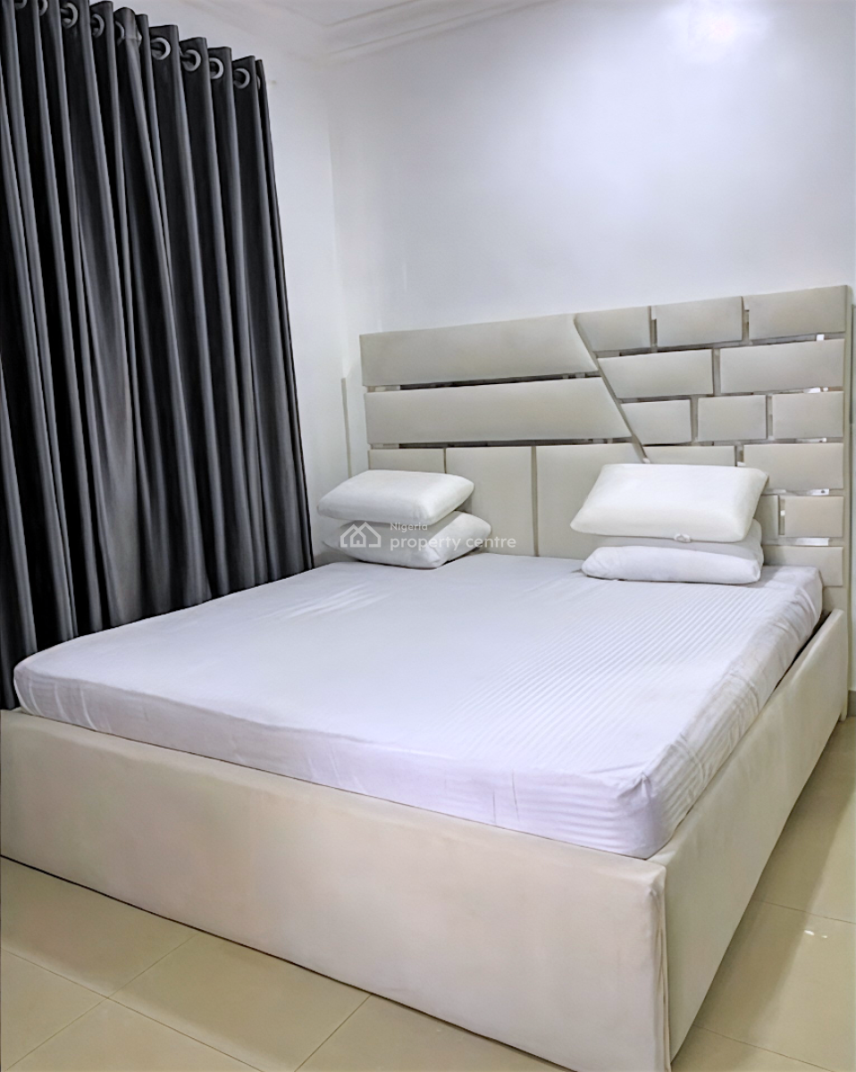 Furnished 3 Bedroom Apartment with Solar Inverter in an Estate, Peter Odili Road, Golf Estate, Trans Amadi, Port Harcourt, Rivers, Flat / Apartment for Rent