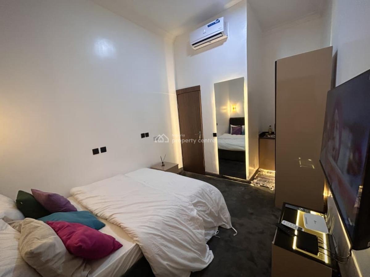 Luxuriously Furnished Studio Apartment, Lekki Phase 1, Lekki, Lagos, Flat / Apartment for Rent