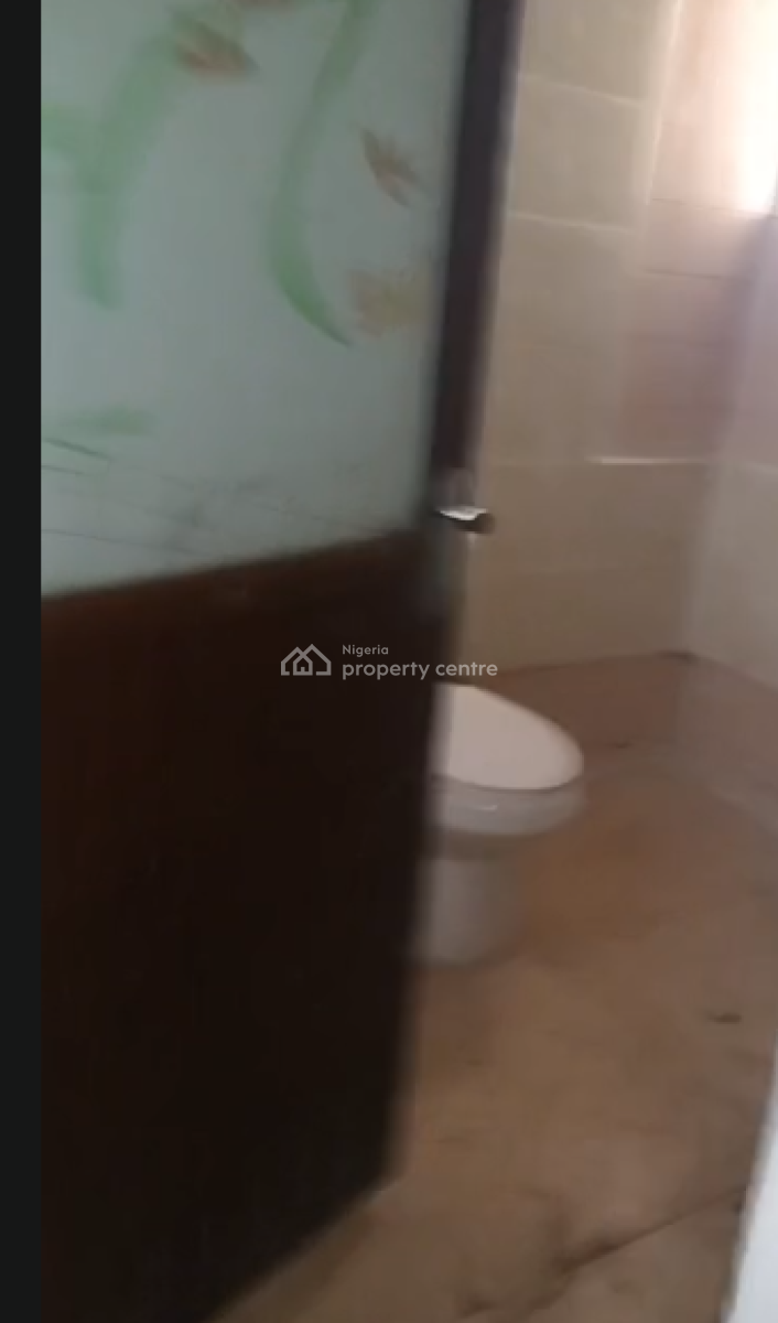 Massive Studio Apartment Upstairs, Lekki Scheme 2 Estate, Abraham Adesanya, Lekki Phase 2, Lekki, Lagos, Self Contain (single Rooms) for Rent