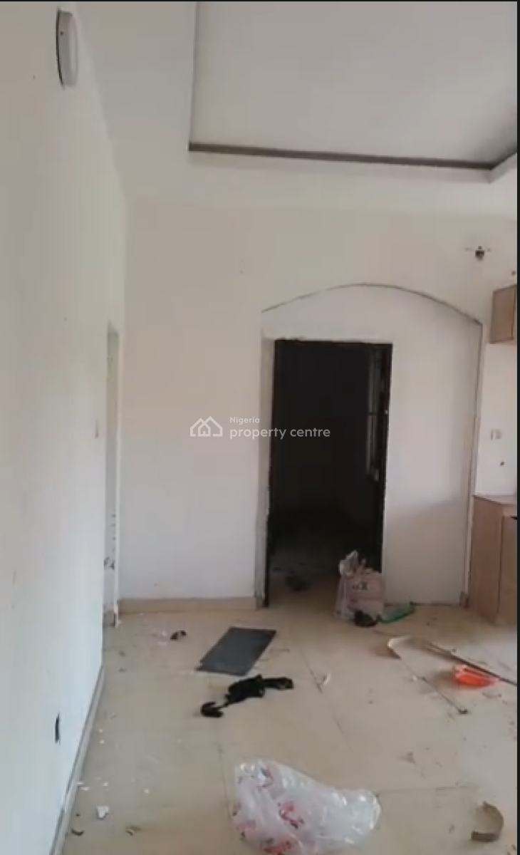 Spacious Mini Flat, Lekki Scheme 2 Estate, Abraham Adesanya, Lekki Phase 2, Lekki, Lagos, Mini Flat (room and Parlour) for Rent