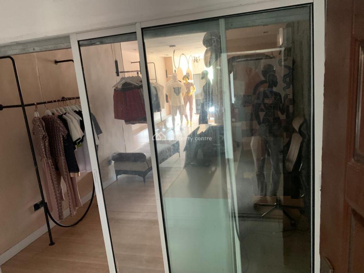 Spacious Commercial Shop Space, Lekki Phase 1, Lekki, Lagos, Shop for Rent