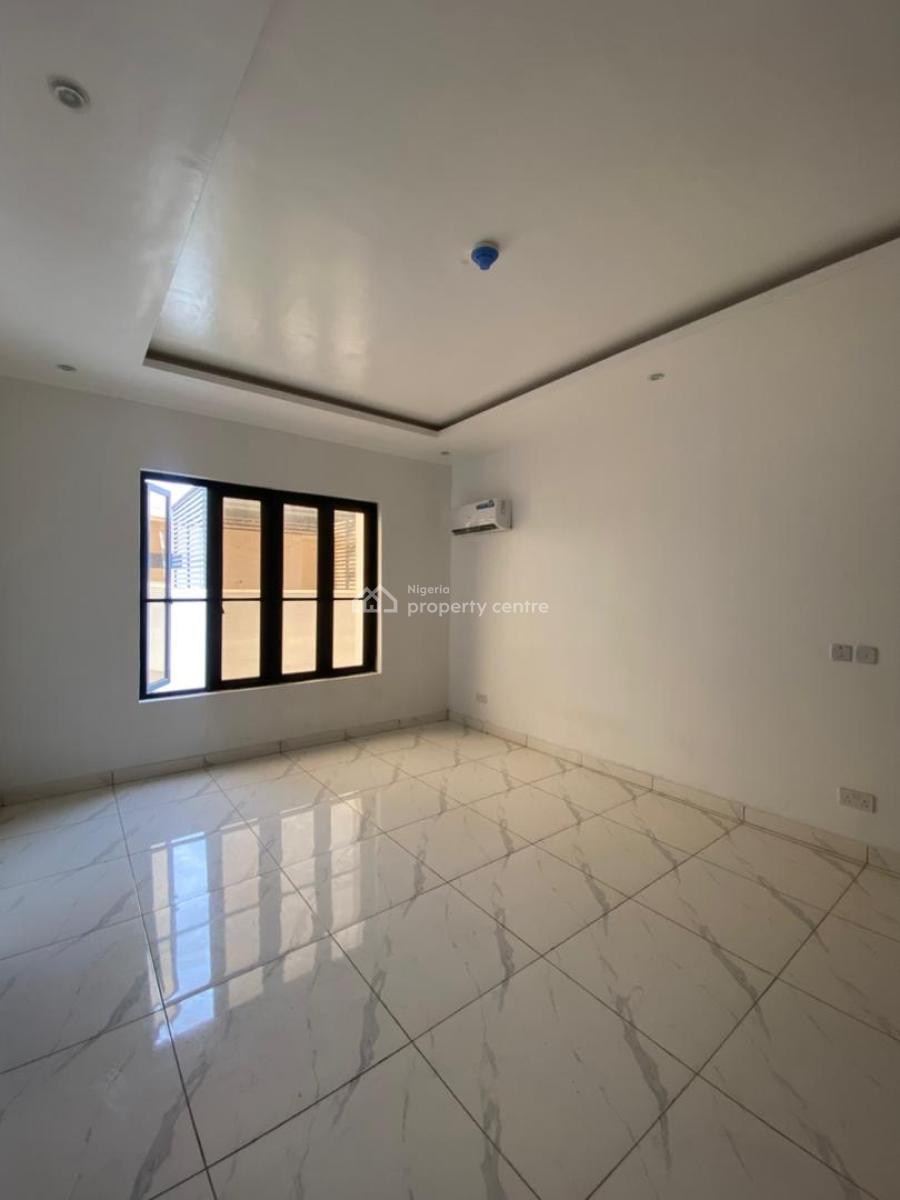Elegant 2 Bedrooms with Swimming Pool, Lekki Right Phase 1, Lekki, Lagos, Flat / Apartment for Sale