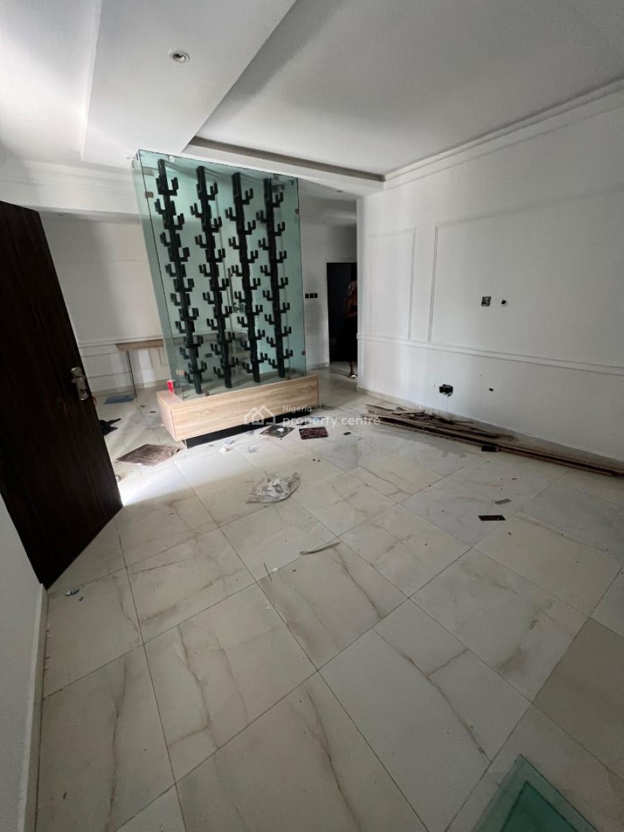 Standard and Spacious Room & Palour, with Fitted Kitchen & Xtra Spaces, Ologolo, Lekki, Lagos, Mini Flat (room and Parlour) for Rent