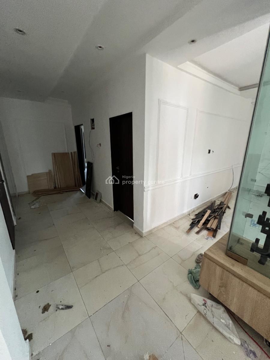 Standard and Spacious Room & Palour, with Fitted Kitchen & Xtra Spaces, Ologolo, Lekki, Lagos, Mini Flat (room and Parlour) for Rent