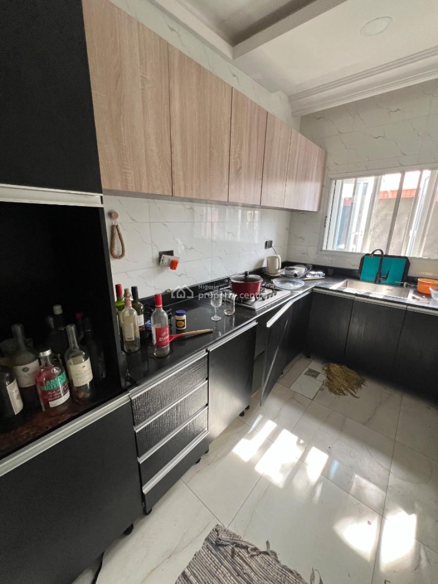 Standard and Spacious Room & Palour, with Fitted Kitchen & Xtra Spaces, Ologolo, Lekki, Lagos, Mini Flat (room and Parlour) for Rent