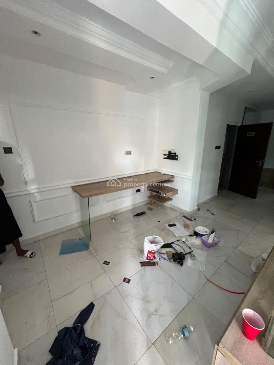 Standard and Spacious Room & Palour, with Fitted Kitchen & Xtra Spaces, Ologolo, Lekki, Lagos, Mini Flat (room and Parlour) for Rent