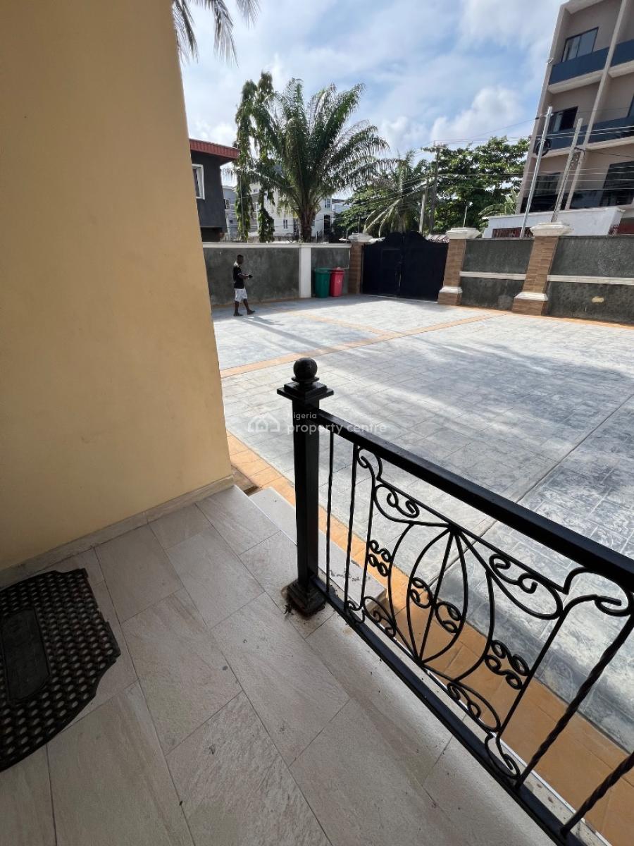 Standard and Spacious Room & Palour, with Fitted Kitchen & Xtra Spaces, Ologolo, Lekki, Lagos, Mini Flat (room and Parlour) for Rent