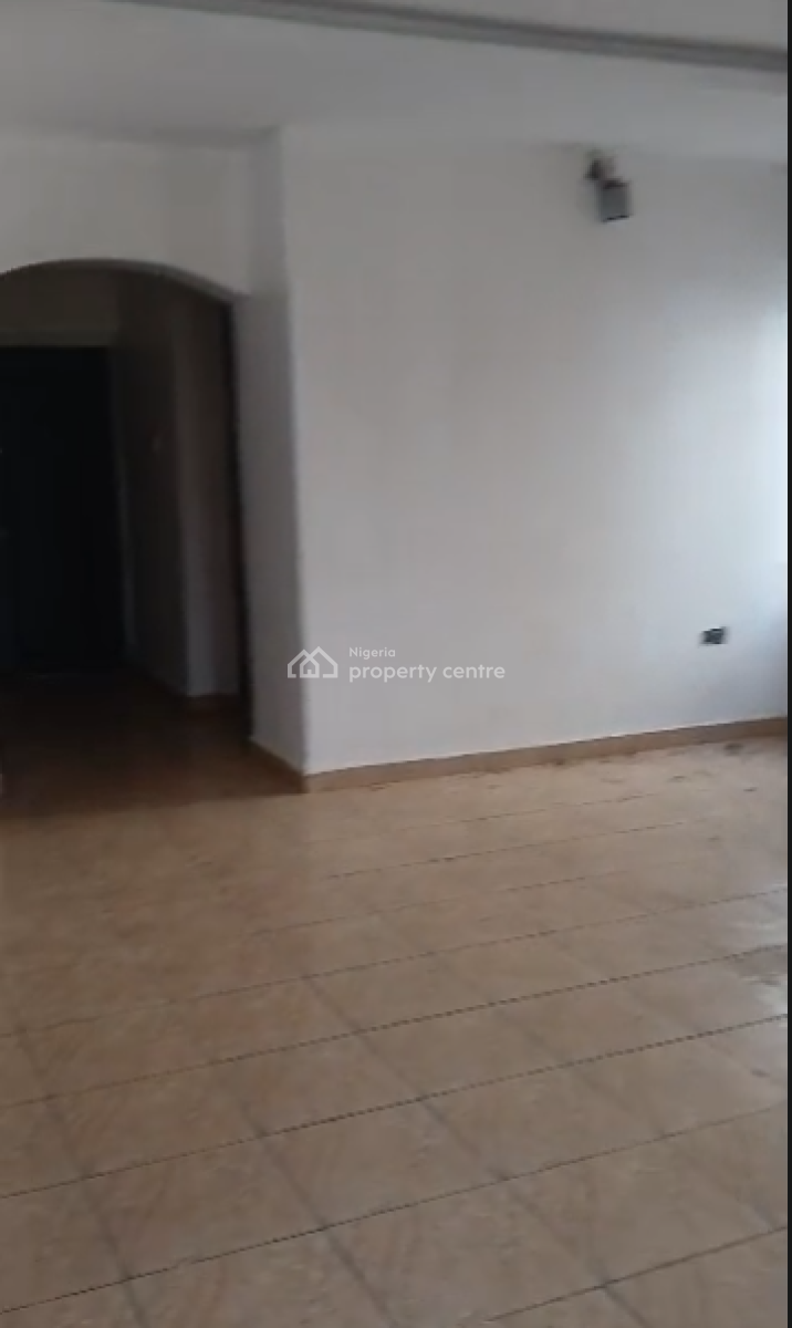 Massive Studio Apartment Upstairs, Lekki Scheme 2 Estate, Abraham Adesanya, Lekki Phase 2, Lekki, Lagos, Self Contain (single Rooms) for Rent