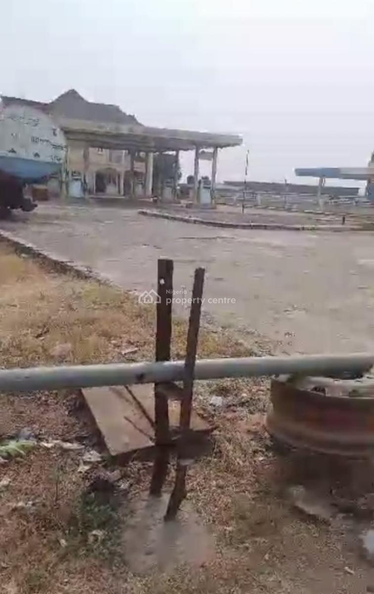 Functional Filling Station for Lease, Facing The Abuja Keffi Expresway, Kuchikau, Karu Lga,, Keffi, Nasarawa, Filling Station for Rent