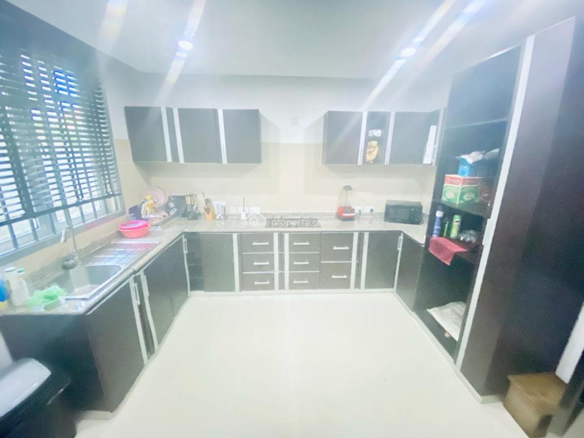 Corner Piece 8units 3bedroom Flat on 2026 Sqm of Land, Off Remi Olowude Street By Pinnacle Filling Station Lekki Phase1 Right, Lekki Phase 1, Lekki, Lagos, Block of Flats for Sale