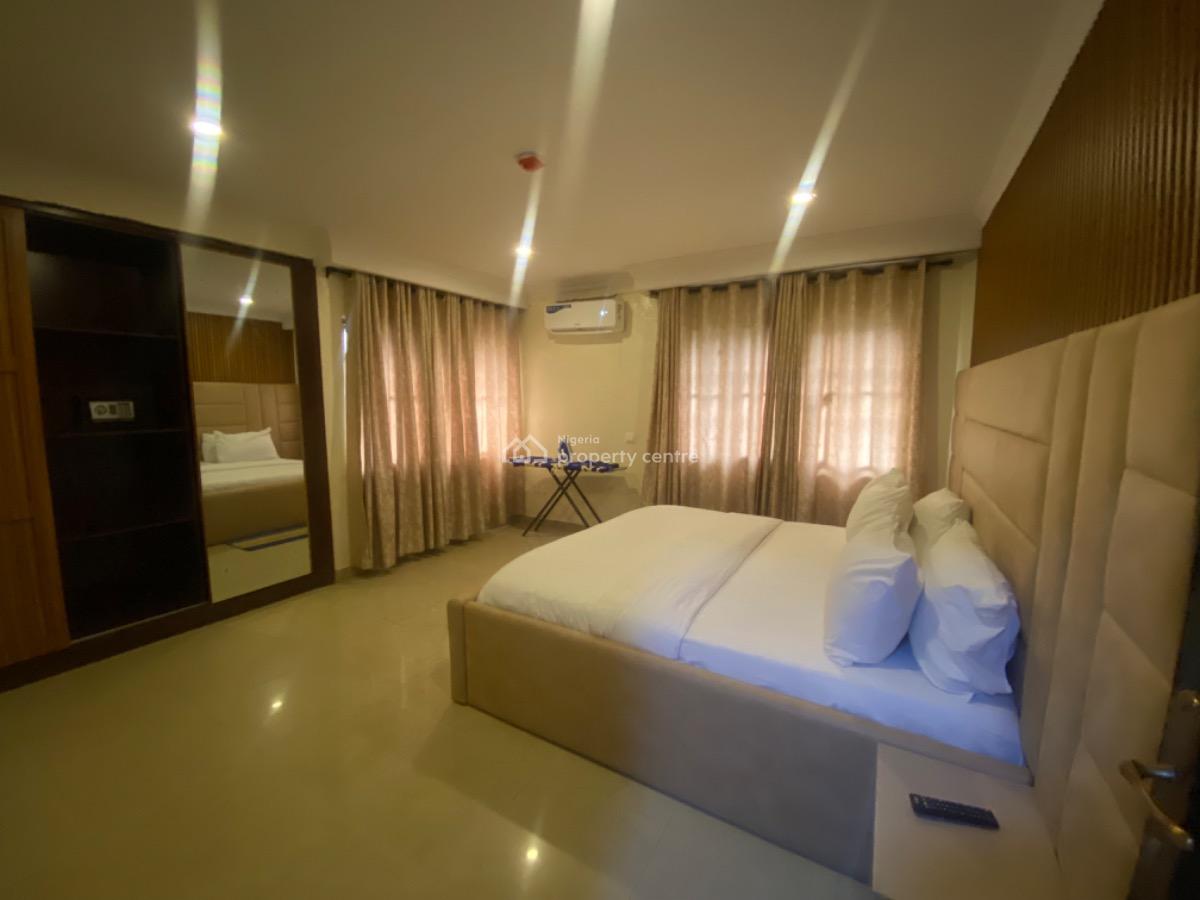 Luxury Furnished Mini Flat, Adeola Hopewell, Victoria Island (vi), Lagos, Mini Flat (room and Parlour) for Rent