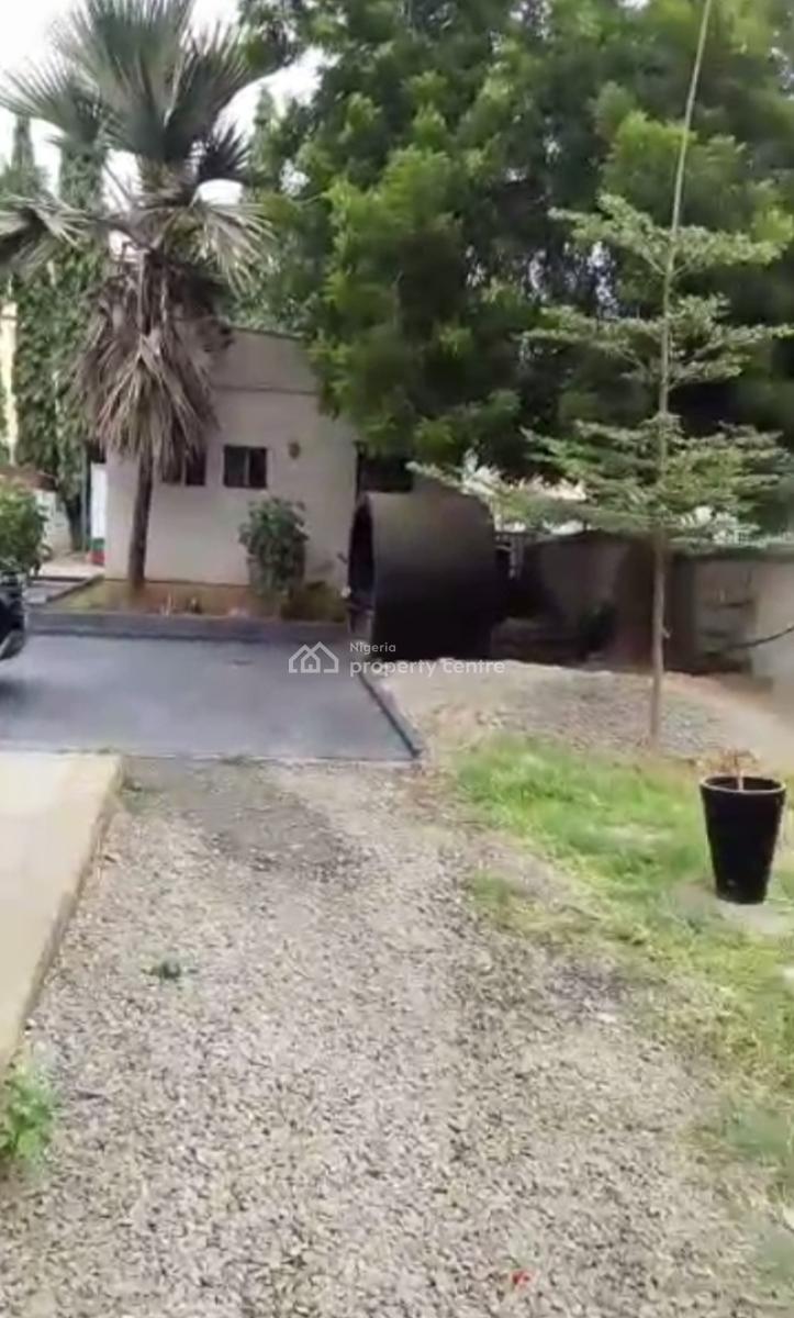 Distress Eight Bedrooms Mansion Fully Detached Duplex, Wuse 2, Abuja, Detached Duplex for Sale