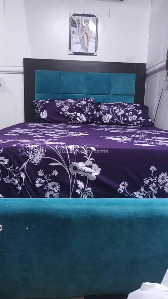 Nice Shared Room for Ladies, Lekki, Lekki Phase 1, Lekki, Lagos, Self Contain (single Rooms) Short Let