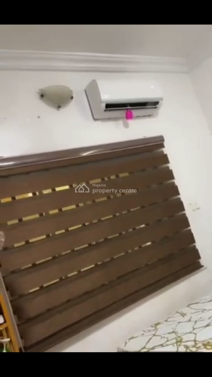 Nice Shared Room for Ladies, Lekki, Lekki Phase 1, Lekki, Lagos, Self Contain (single Rooms) Short Let