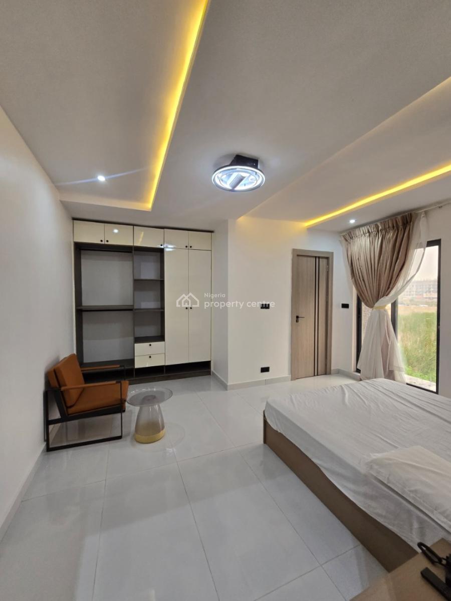 Tastefully Finished Serviced 2 Bedroom Flat, Lekki Phase 1, Lekki, Lagos, Flat / Apartment for Sale