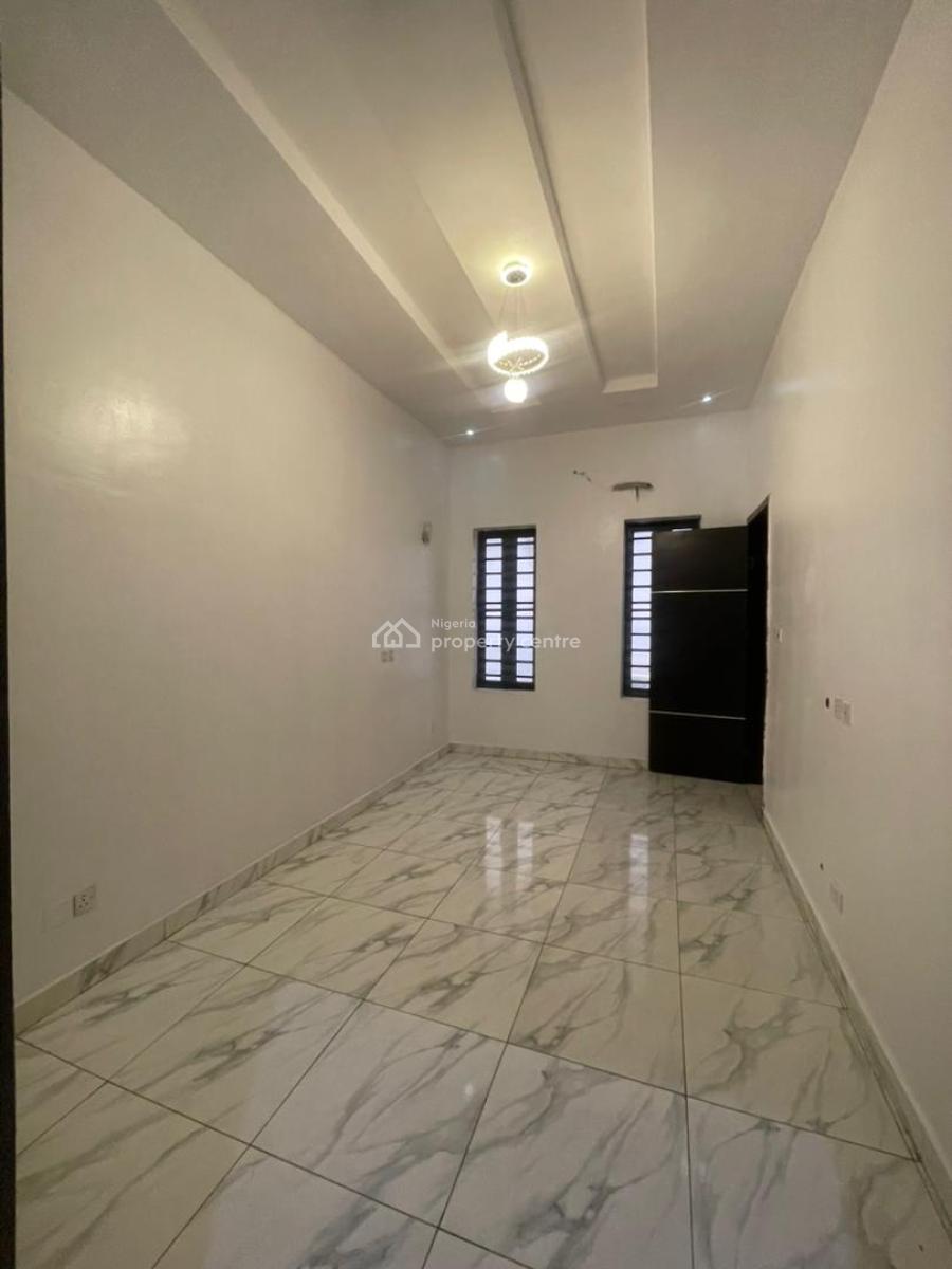 4-bedroom Semi-detached Duplex with Bq in Chevron Axis, Chevron Axis, Lekki, Lagos, Semi-detached Duplex for Rent