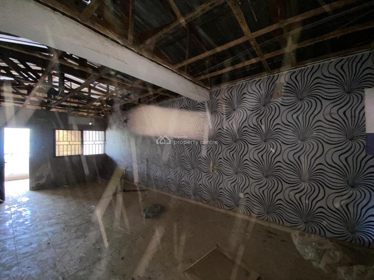 Spacious 2 Bedroom Apartment, in a Secured and Serene Environment, Wuse 2, Abuja, Flat / Apartment for Rent