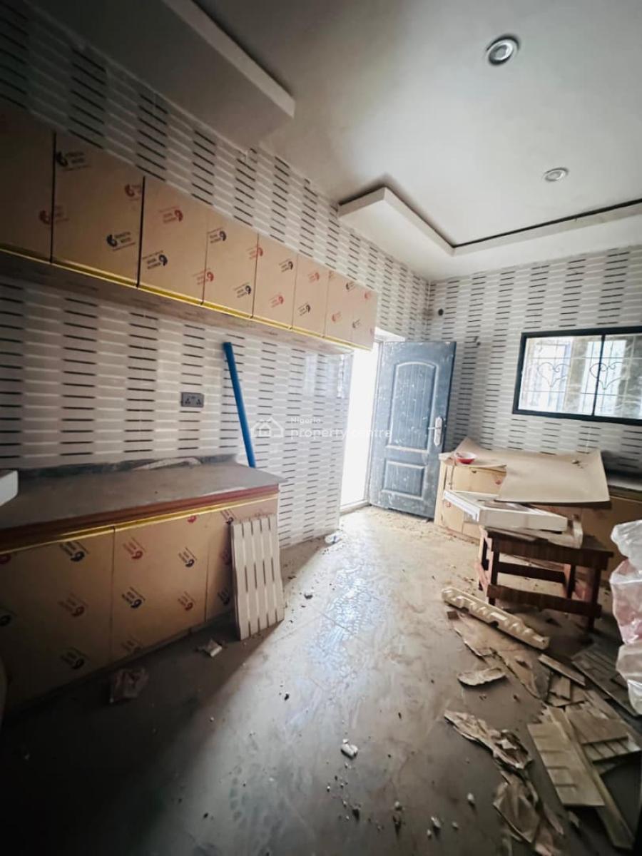 3 Bedroom Apartment, in a Secured and Serene Environment, Wuse 2, Abuja, Flat / Apartment for Rent