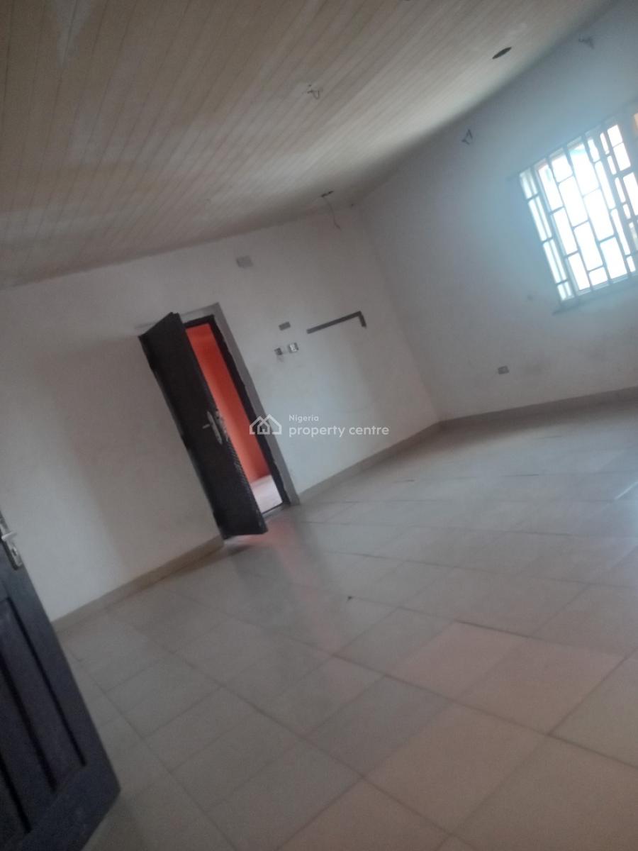 Big Spacious  Miniflat Upstairs, Rockstone Estate Badore Ajah Lagos, Badore, Ajah, Lagos, Mini Flat (room and Parlour) for Rent