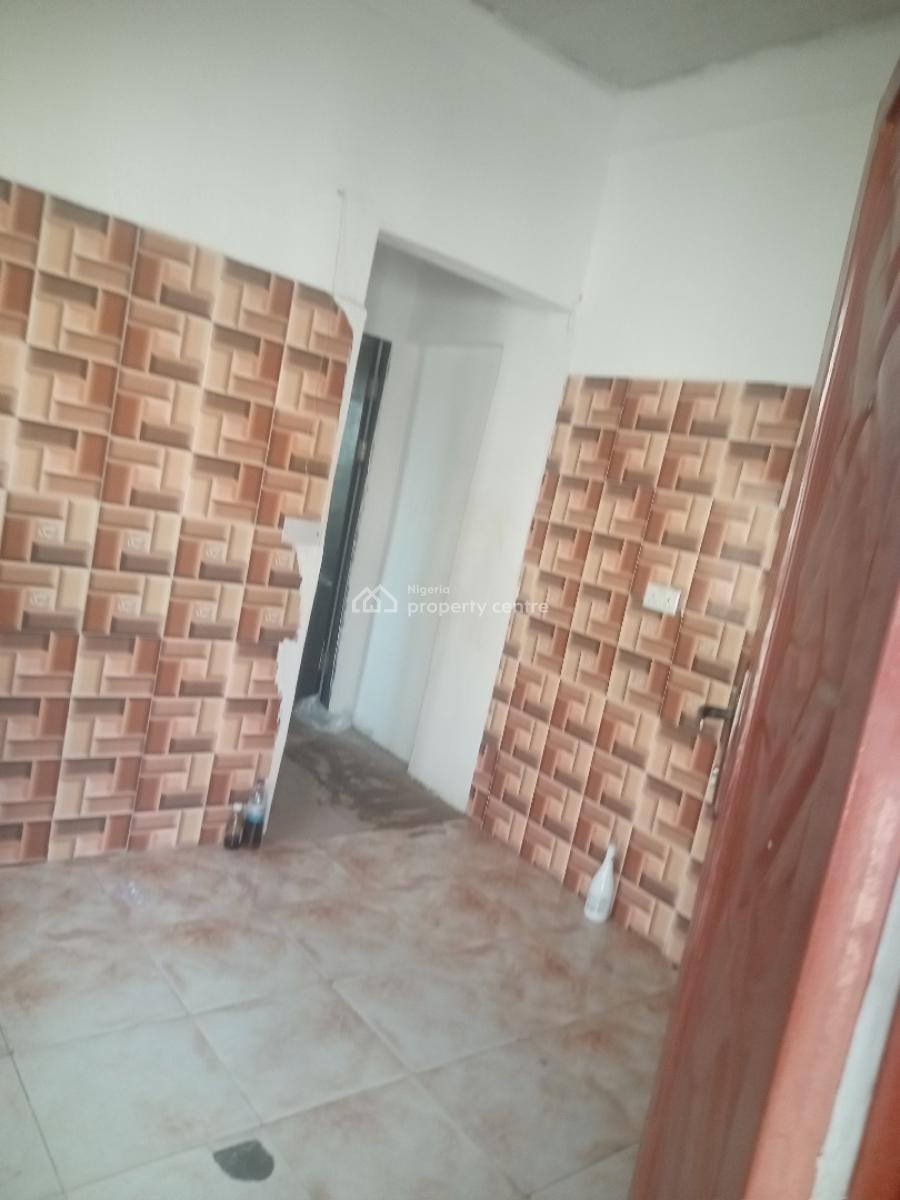 Fine Spacious Miniflat Upstairs, Unity Estate Badore Ajah Lagos, Badore, Ajah, Lagos, Mini Flat (room and Parlour) for Rent