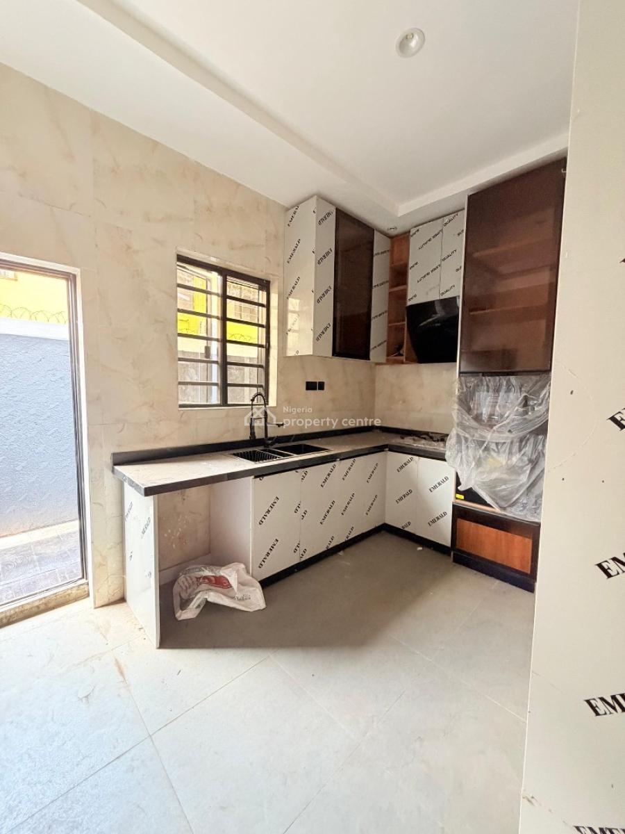 Luxurious 4 Bedroom Semi Detached Duplex with Bq, Magodo Phase 1 Gra, Gra Phase 1, Magodo, Lagos, Semi-detached Duplex for Sale