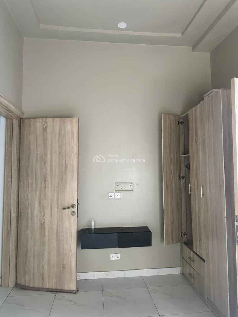 Single Room Sharing Kitchen Only, Orchid Road, Lekki, Lagos, Self Contain (single Rooms) for Rent