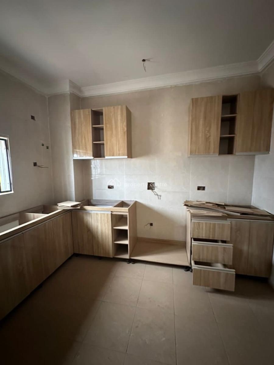 Sharp 3 Bedroom Apartment, Jahi, Jahi, Abuja, Flat / Apartment for Sale