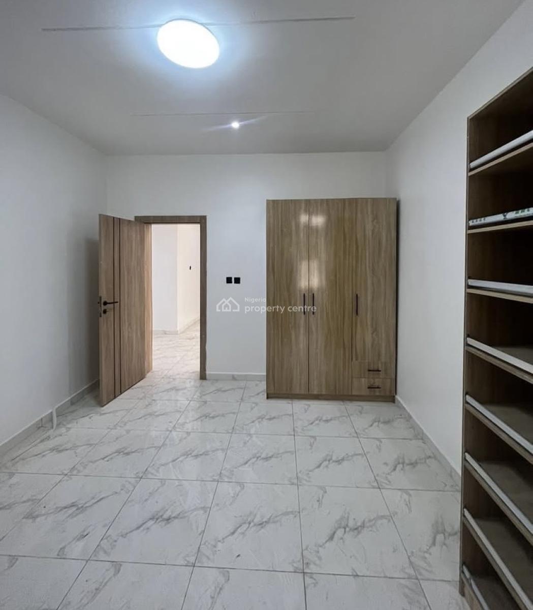 2bedroom Apartment, Ologolo, Ologolo, Lekki, Lagos, Flat / Apartment for Rent