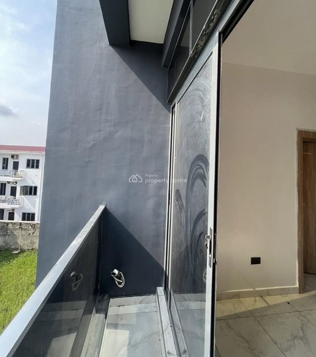 2bedroom Apartment, Ologolo, Ologolo, Lekki, Lagos, Flat / Apartment for Rent
