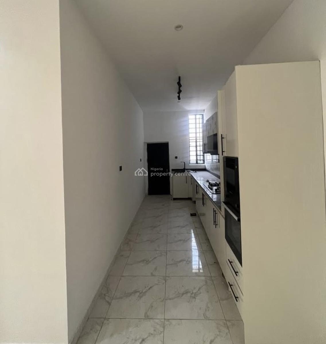 2bedroom Apartment, Ologolo, Ologolo, Lekki, Lagos, Flat / Apartment for Rent
