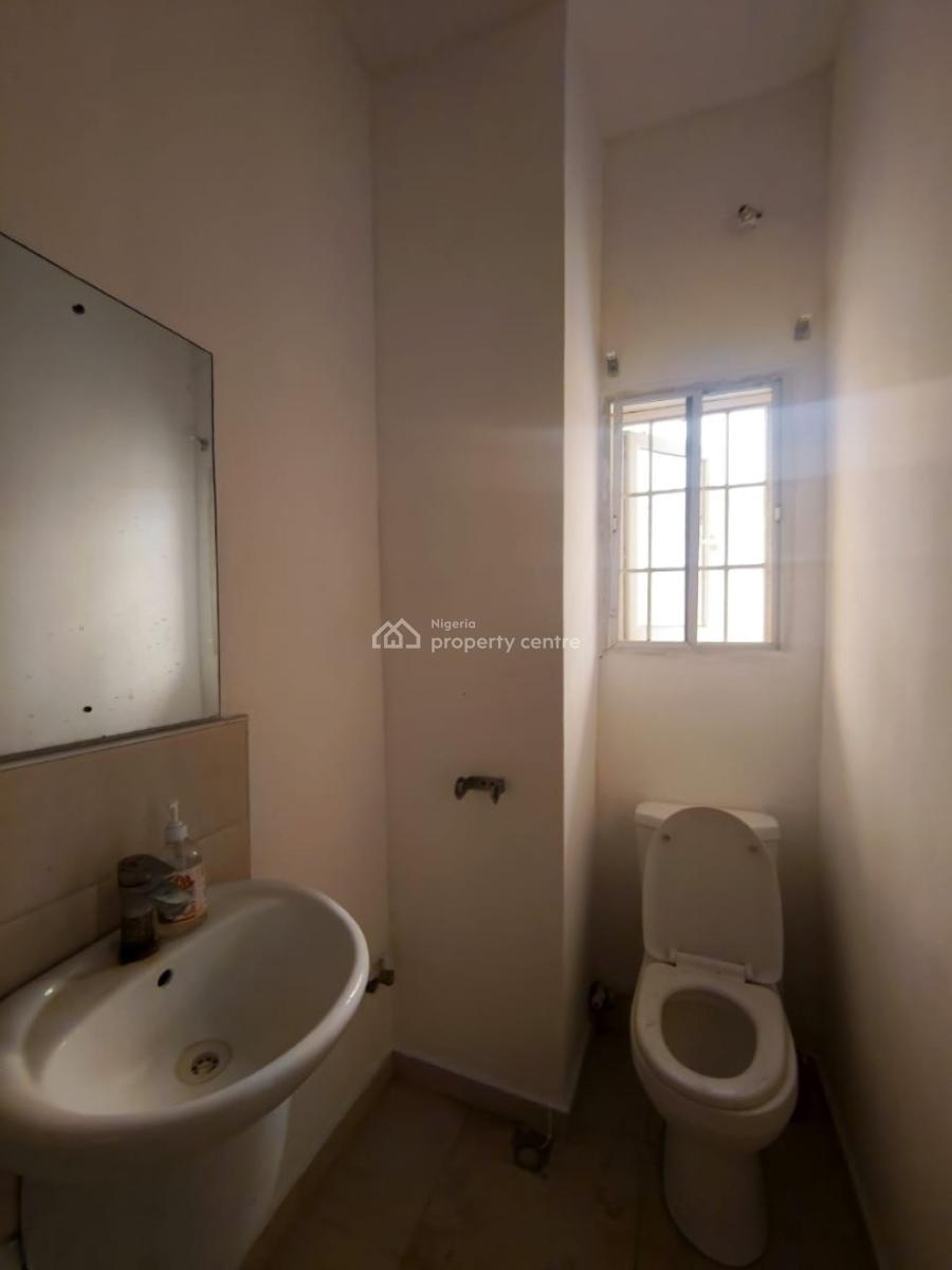 Well Maintained Service 2bedroom Apartment, By Chicken Republic Agungi, Agungi, Lekki, Lagos, Flat / Apartment for Rent