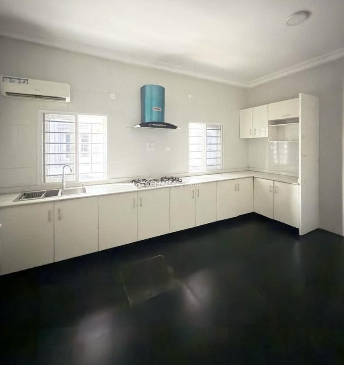 3 Bedroom Apt ((10 Units to a Single Client), Ikoyi, Ikoyi, Lagos, Flat / Apartment for Rent