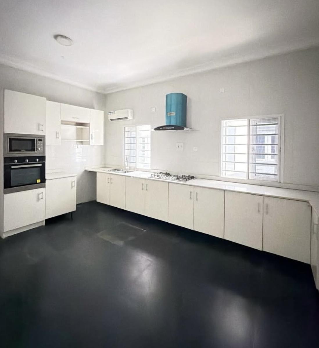 3 Bedroom Apt ((10 Units to a Single Client), Ikoyi, Ikoyi, Lagos, Flat / Apartment for Rent