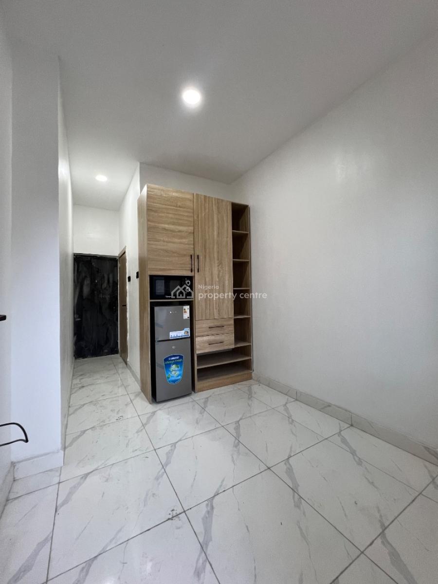 Automated 2 Bedroom Apartment with Pool, Gym and Sensor Lighting, Perfect to Live in. Even Better to Invest in, Ikate, Lekki, Lagos, Flat / Apartment for Sale