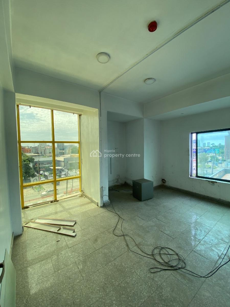 a 5 Floors Storey Building Suitable for Office with Elevator, Victoria Island, Victoria Island (vi), Lagos, Office Space for Sale