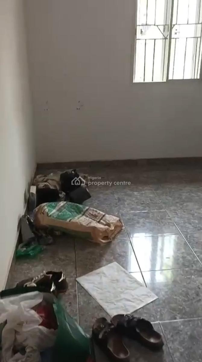 2 Bedroom Bungalow, Off Yetunde Brown, Gbagada, Lagos, Flat / Apartment for Rent