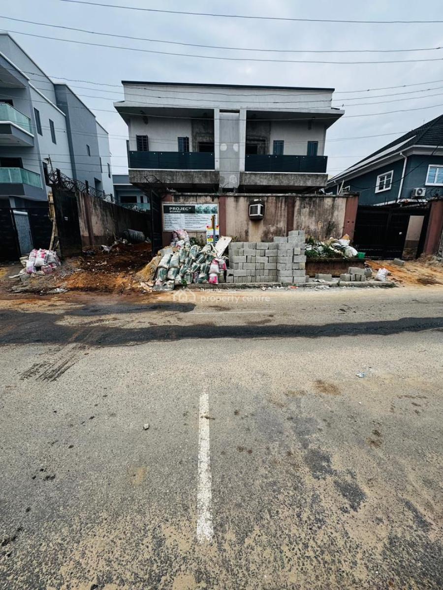 3bedroom Semi Detached, Magodo, Lagos, Detached Duplex for Sale