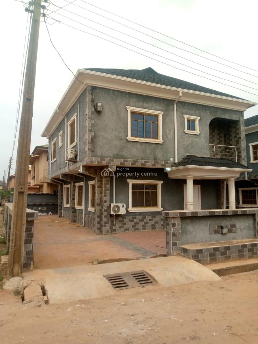 Fully Detached 3 Bedroom Duplex in an Estate.   Situated in a Comforta, Fastest Finger Inside Estate at Ajuwon Sale Update* 💯, Akute, Ifo, Ogun, Detached Duplex for Sale
