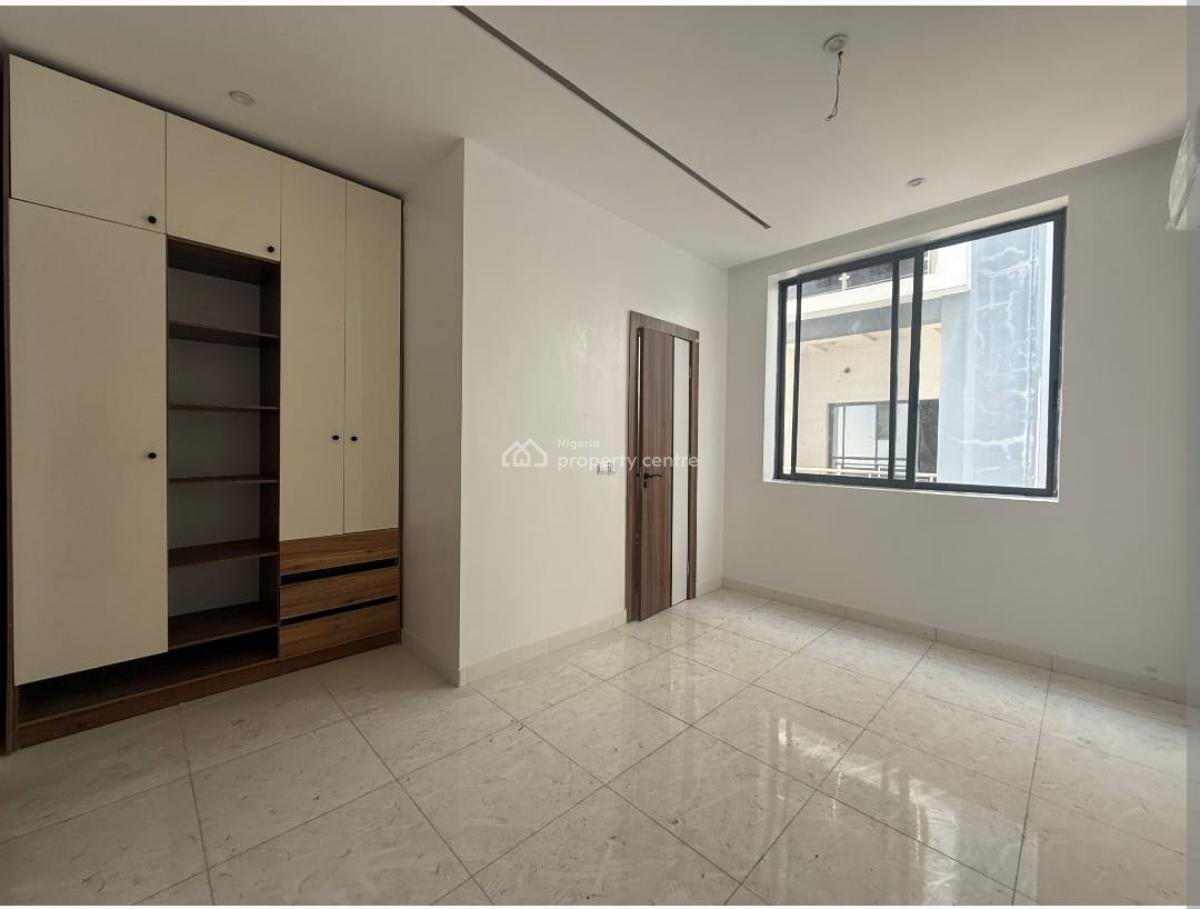 Stunning 2bedroom Apartment with an Amazing Pool in an Estate, Victoria Island (vi), Lagos, Flat / Apartment for Sale