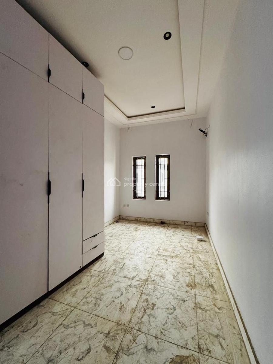 4 Bedroom Semi Detached Duplex, Gra Phase 1, Magodo, Lagos, Detached Duplex for Sale