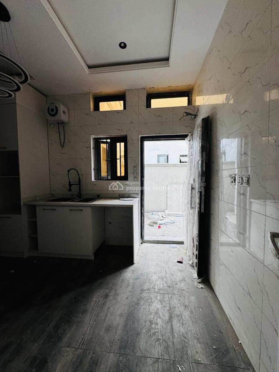 4 Bedroom Semi Detached Duplex, Gra Phase 1, Magodo, Lagos, Detached Duplex for Sale