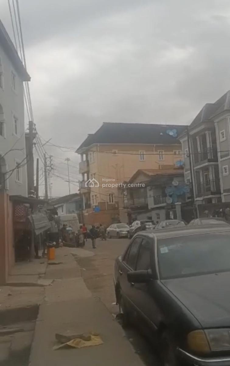 a Demolishable Building Sitting on 500sqm of Land, Ebute Metta, Ebute Metta West, Yaba, Lagos, Detached Bungalow for Sale