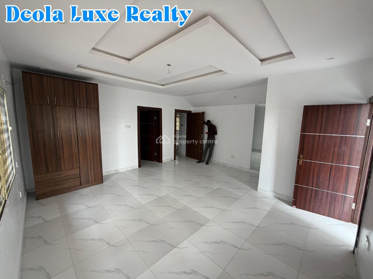 a Nice and Spacious 1 Bedrooms Fully Serviced Apartment with Balcony, Off Admiralty, Lekki Phase 1, Lekki, Lagos, Mini Flat (room and Parlour) for Rent