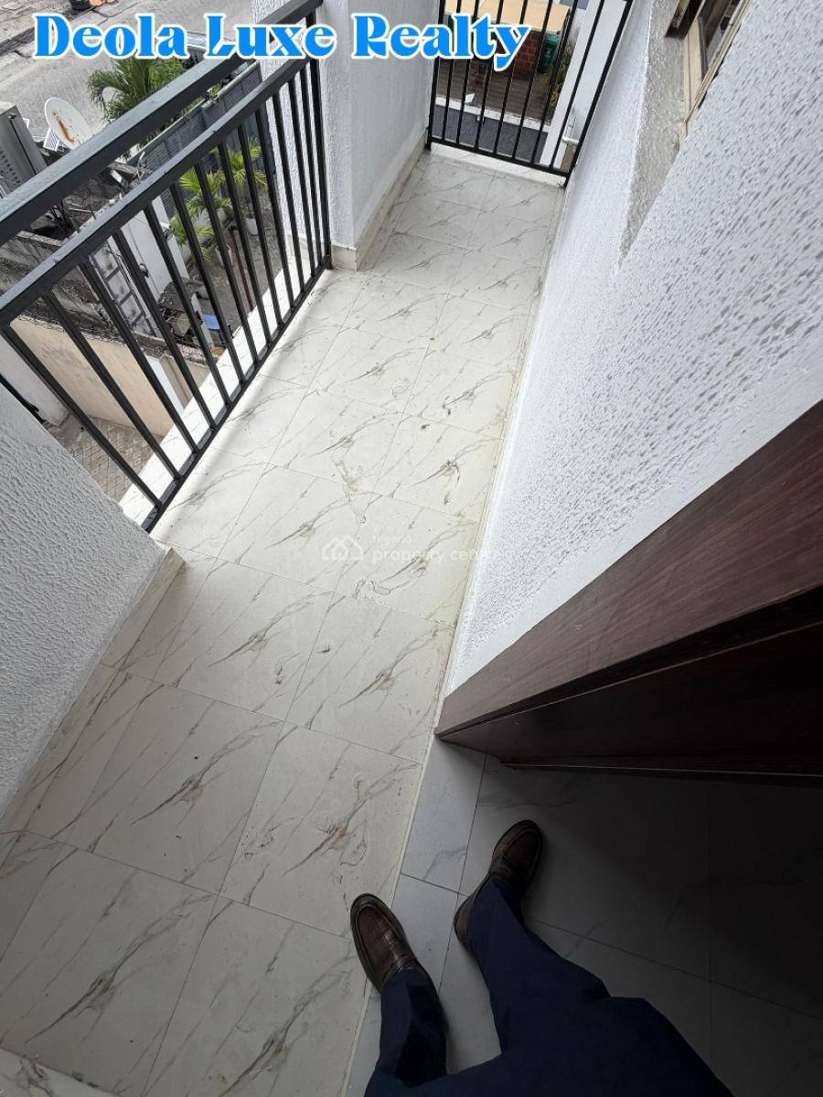 a Nice and Spacious 1 Bedrooms Fully Serviced Apartment with Balcony, Off Admiralty, Lekki Phase 1, Lekki, Lagos, Mini Flat (room and Parlour) for Rent