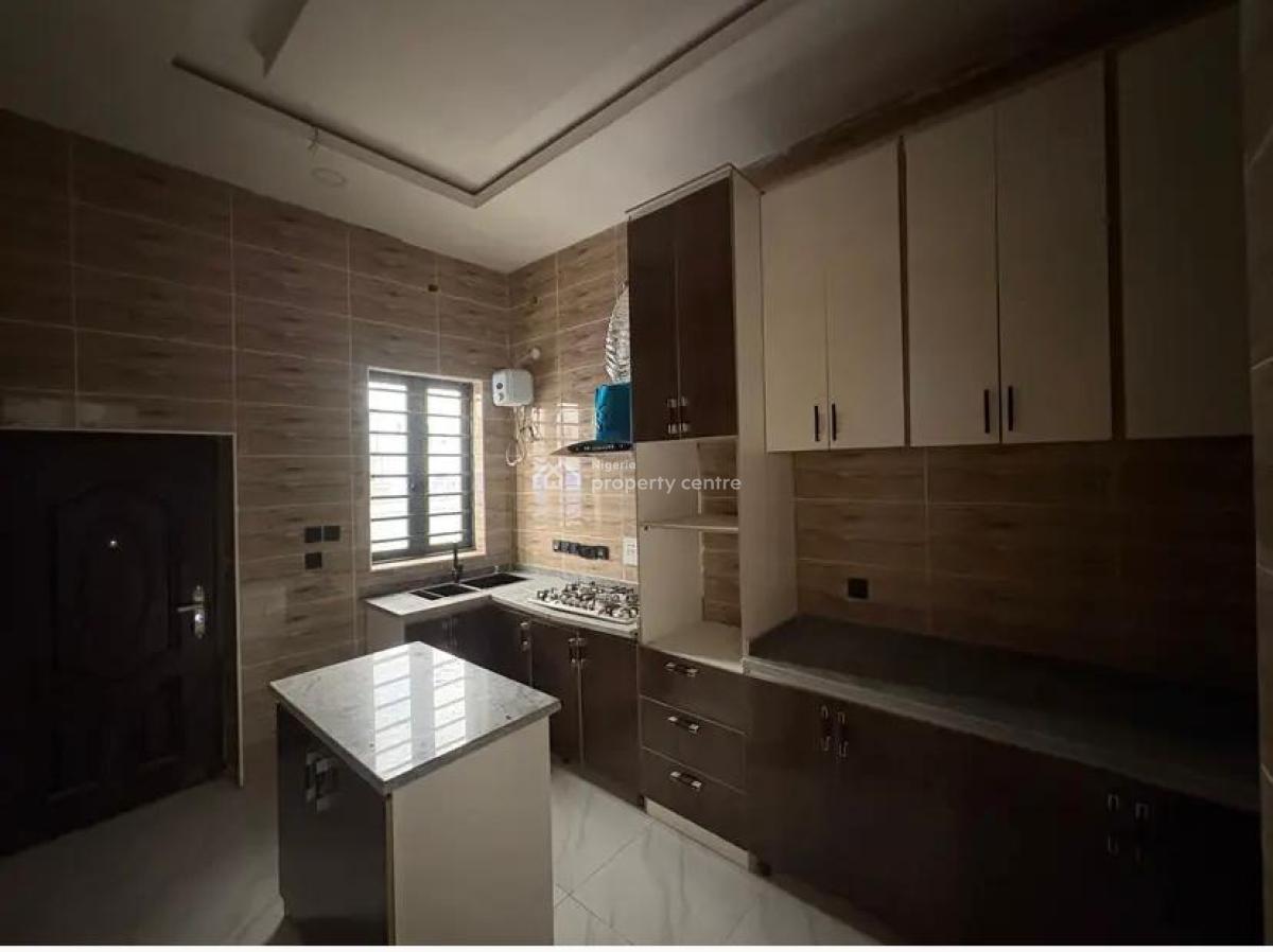 5 Bedroom Fully Detached Duplex with Bq, Atlantic Estate General Paint, Ajah, Lagos, Detached Duplex for Sale