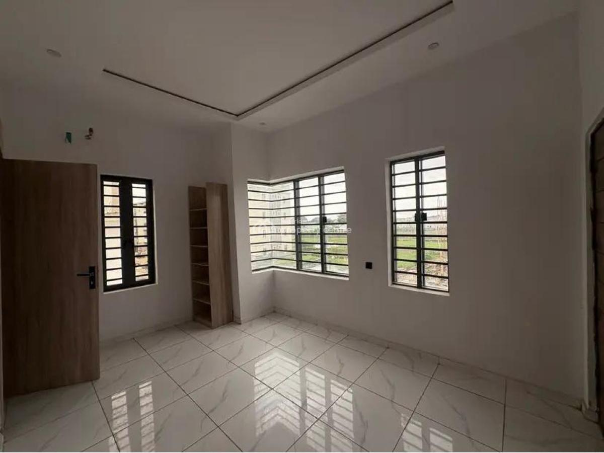 5 Bedroom Fully Detached Duplex with Bq, Atlantic Estate General Paint, Ajah, Lagos, Detached Duplex for Sale