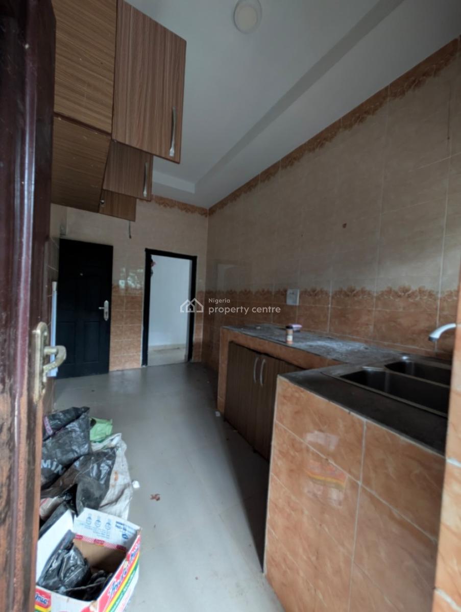 a Clean Two (2) Bedroom Flat, Ekpri Nsukara, Uyo, Akwa Ibom, House for Rent