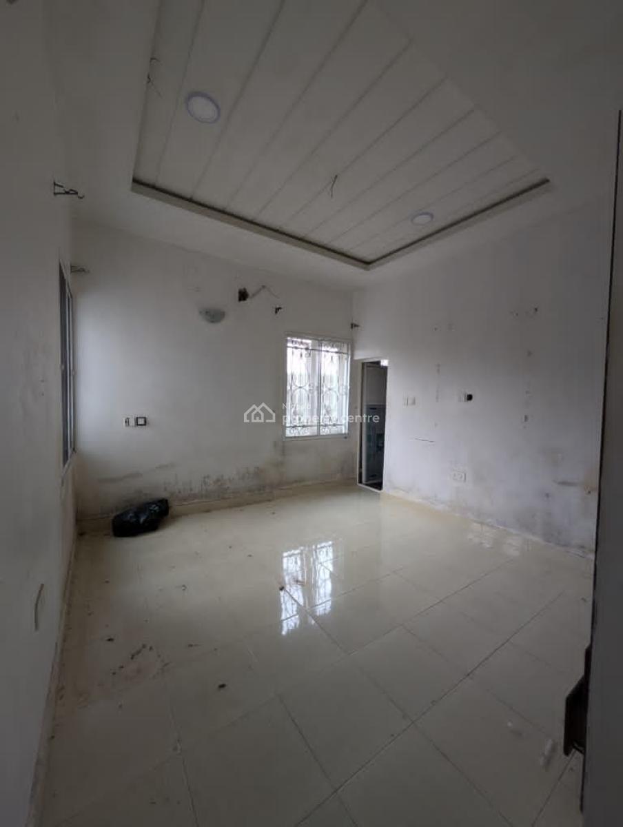 a Clean Two (2) Bedroom Flat, Ekpri Nsukara, Uyo, Akwa Ibom, House for Rent