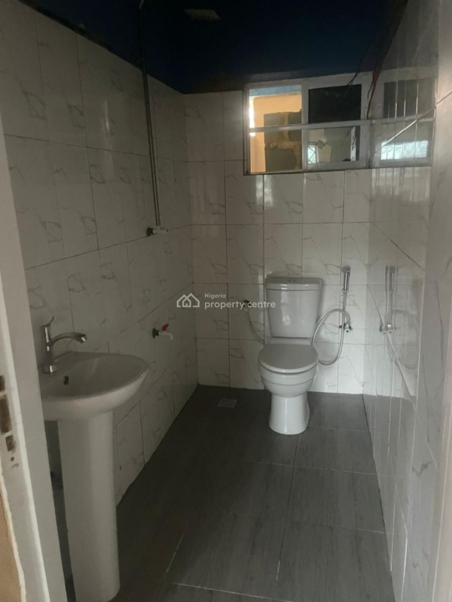 Prime and  Spacious 3 Bedroom Duplex, Talabi Street, Boet Estate, Ikeja, Lagos, Terraced Duplex for Rent