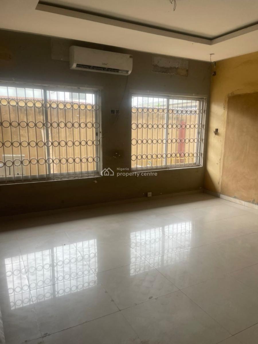 Prime and  Spacious 3 Bedroom Duplex, Talabi Street, Boet Estate, Ikeja, Lagos, Terraced Duplex for Rent